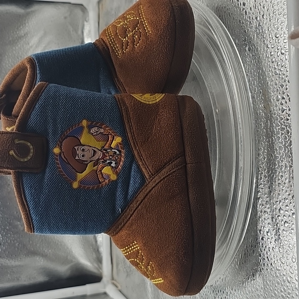 H Brown Toy Story Boots Size 5-6 In Toddlers